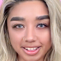 Gia Dibella Nøgen