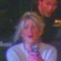 Gretchen Akers Nøgen