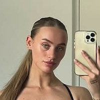 Guusje Nøgen