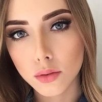 Hailie Scott Nøgen