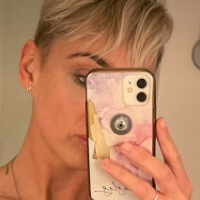 Hayley Carter Nøgen