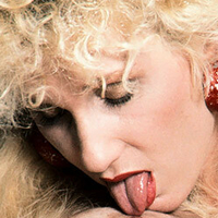 Heidi Hooter Nøgen