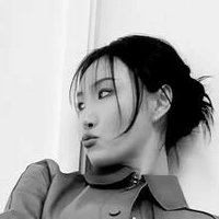 Hwasa Nøgen