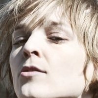 Isabell Brenner Nøgen