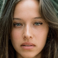 Isabella Mathers Nøgen