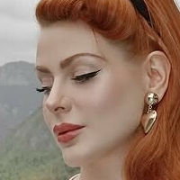 Ivana Zotel Nøgen