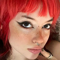 Izzyrojo Nøgen