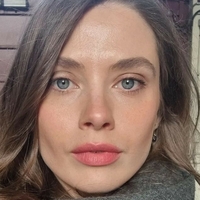 Juliet Searle Nøgen