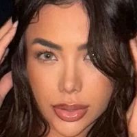 Jull Dequeiroz Nøgen