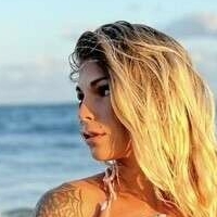 Karinakiss Nøgen