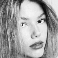 Katelyn Gray Moya Nøgen