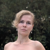 KateMonogamish Nøgen