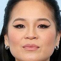 Kelly Marie Tran Nøgen