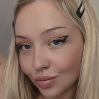 kiki_nikki_free Nøgen