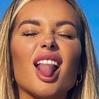 Lauren Laratta Nøgen