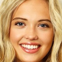 Lauren Taylor Nøgen
