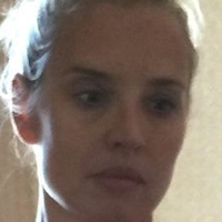 Laurie Dhue Nøgen