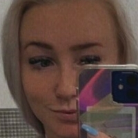 Layla Heck Nøgen