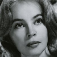 Leslie Caron Nøgen