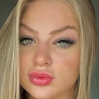 Leticia Sogiro Nøgen