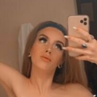 Lexi Barr Nøgen