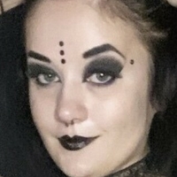 Lilith LaVey Nøgen