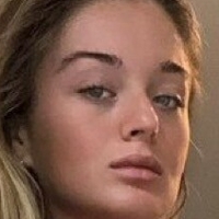 Lily Broustail Nøgen