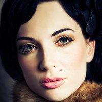 Lily Hex Nøgen