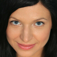 Lina Arian Joy Nøgen