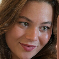 lola-sophie Nøgen