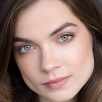 MacKenzie Boyd-Garrison Nøgen
