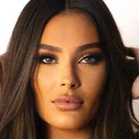 Maddison Maye Nøgen