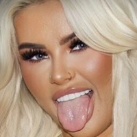 Maddysmith111x Nøgen