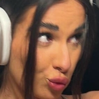 Makayla Anisa Nøgen