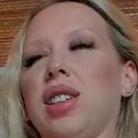 _mari_ Nøgen