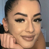 Medeea_Larisa Nøgen