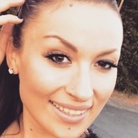 Mia Gucek Nøgen