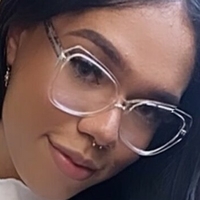 Miah Catalina Nøgen