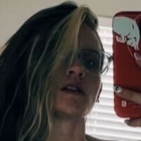 Michelle Hensley Nøgen