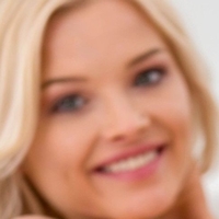 Mikki Galante Nøgen