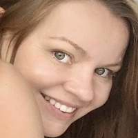 Mila Malenkov Nøgen