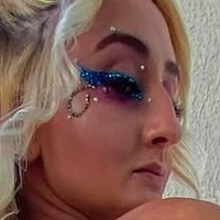 Mili Moon Aziz Nøgen