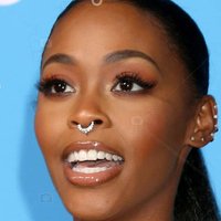 Nafessa Williams Nøgen