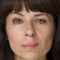 Nansi Aluka Nøgen
