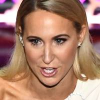 Nikki Glaser Nøgen