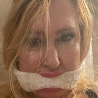 nikkiebigtits Nøgen