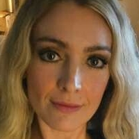 Nurse Brandi Nøgen