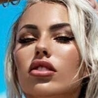 Olivia Burns Nøgen