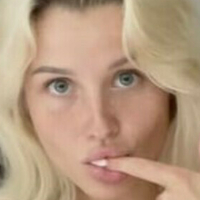 Oliwia Knapek Nøgen