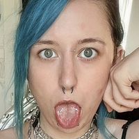 pastelskytrash Nøgen